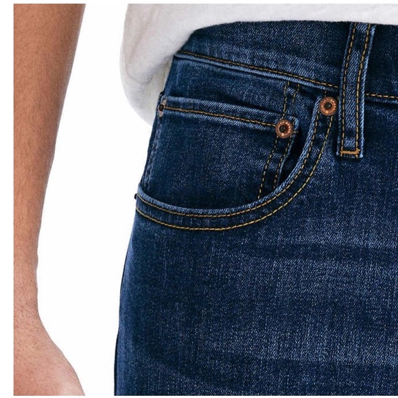 Lucky Brand Men’s 410 Athletic Straight Fit 2 Way Stretch Jeans - Picture 4 of 9